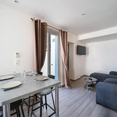 Apartman La Canetoise - A Moins De 100 Metres De La